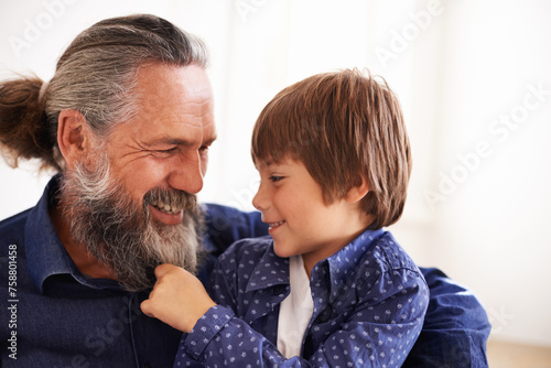 Fotografia Smile, grandfather and boy with beard and playing, bonding and relax in living room