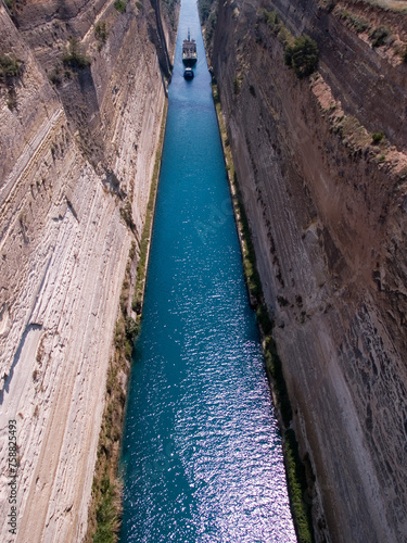 canal of corinth in greece