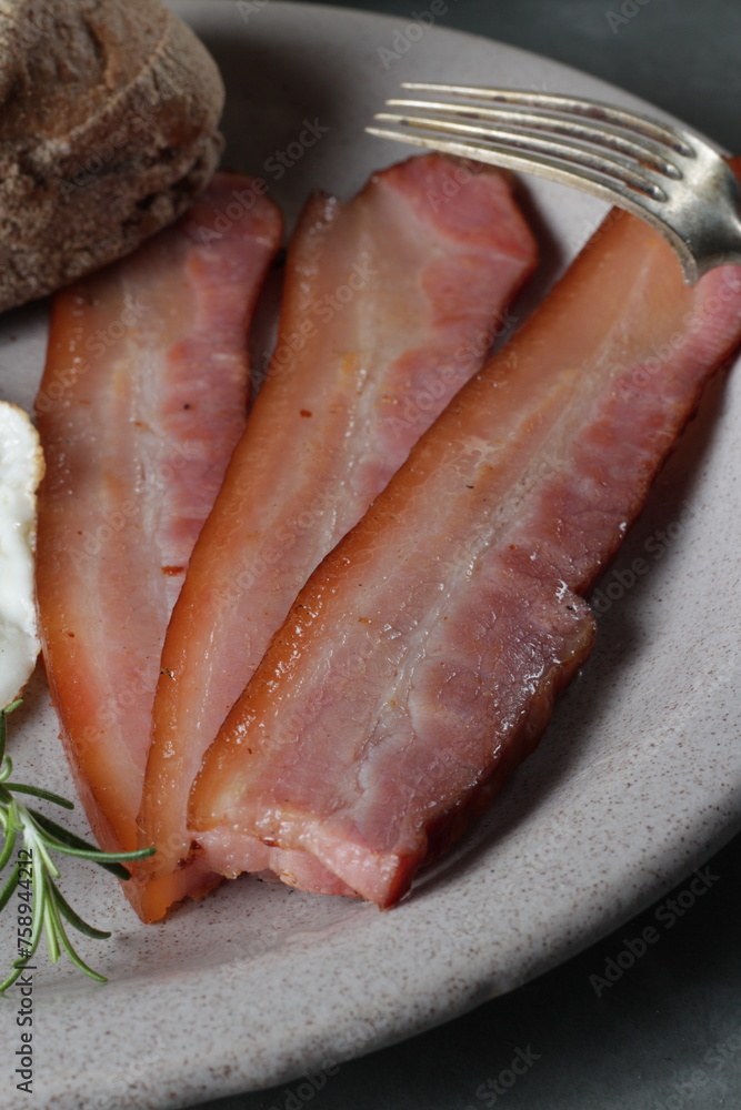 bologna, bacon, chesse, butter, bread, eggs, sanduich bologna, bacon, chesse, butter, bread, eggs, sanduich