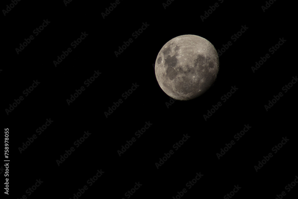 Warm waning moon in the nighsky 4 Warm waning moon in the nighsky 4