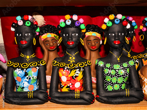 Obraz na plátně Clay and colorful dolls, typical of Northeast Brazil, are souvenirs for sale to