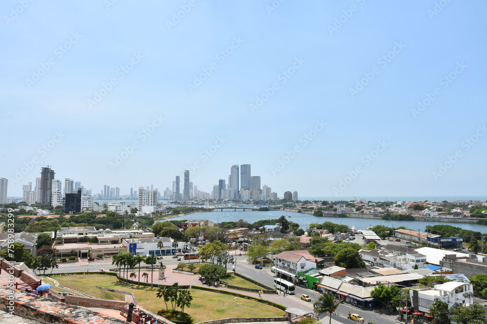 Vista de la ciudad de Cartagena de Indias desde lo alto del Castillo San Felipe de Barajas. Paisaje Urbano.