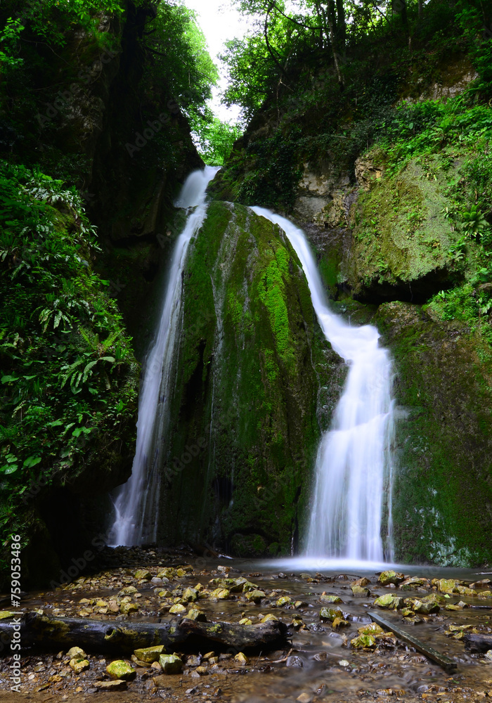 Aktas Waterfall - Duzce - TURKEY