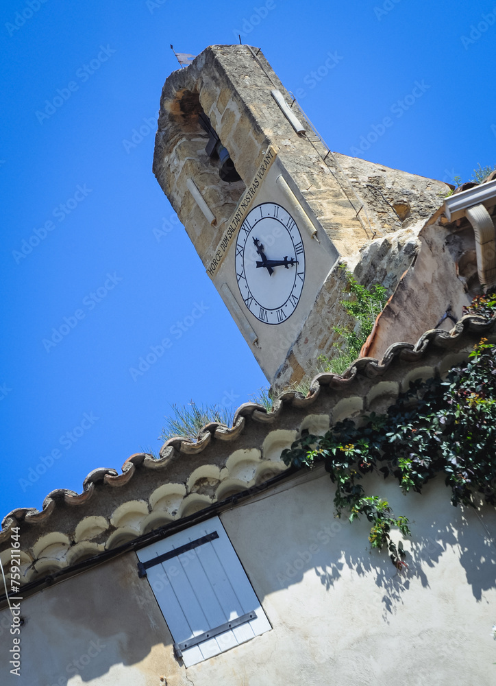 Cock tower in Lourmarin town, Provence region, France - obrazy, fototapety, plakaty 