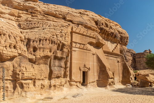 Fototapeta Rock cut tombs 39 and 40 in Jabal Al Banat hill at Hegra (Mada'in Salih) site ne