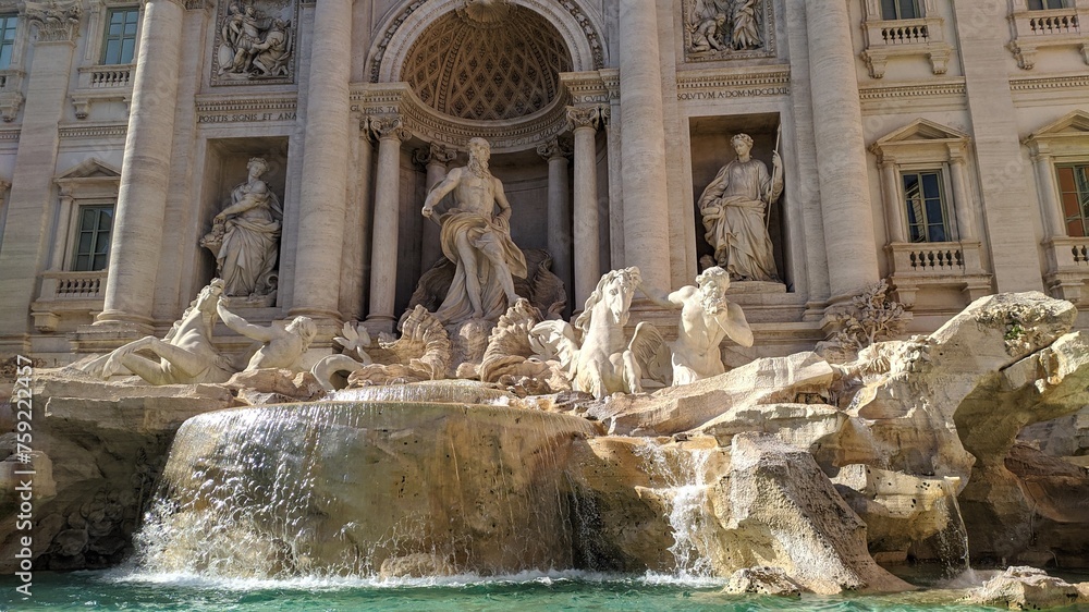 trevi fountain city
