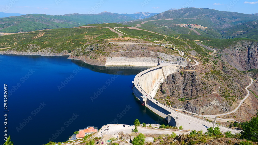 Naklejka premium Atazar swamp full community Madrid water reserve rain shortage mountain range