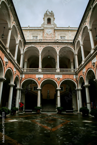 Wallpaper Mural  square  Torontodigital.ca