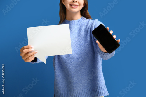 Pretty young woman with bla...