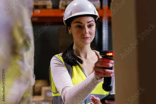 Efficiency stockroom professional worker storage service