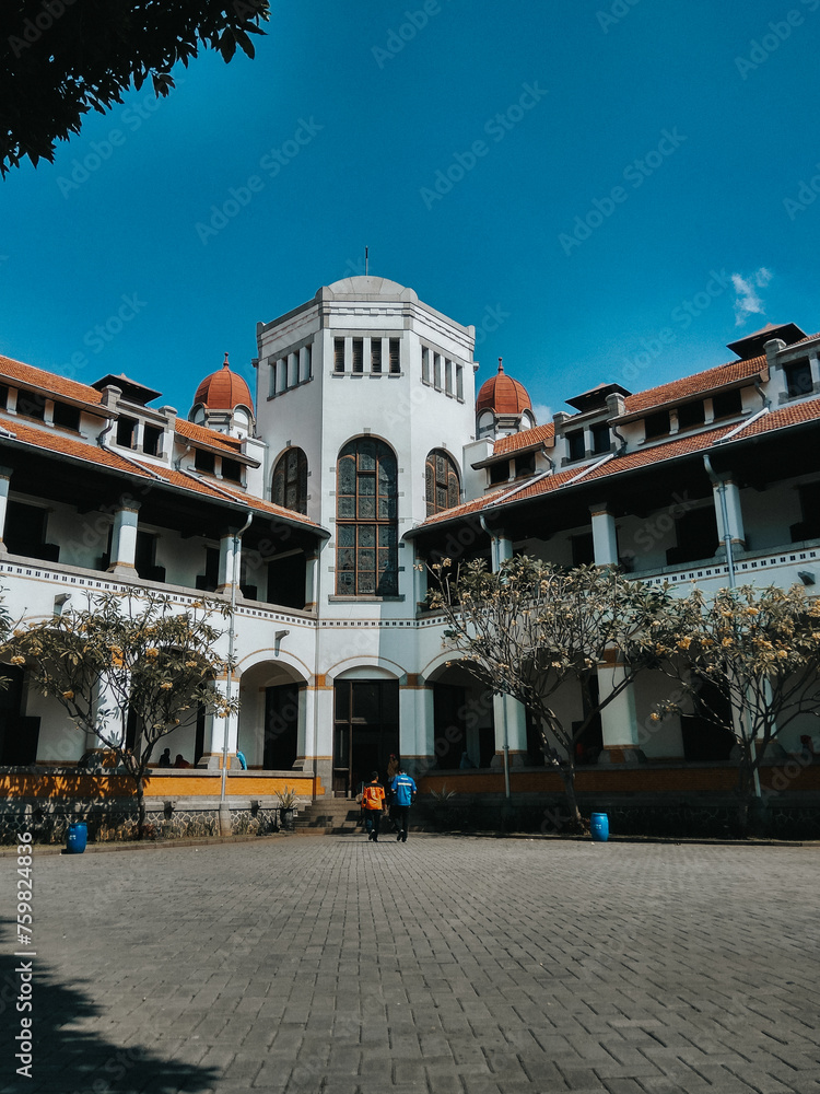 Naklejka premium historical building lawang sewu semarang