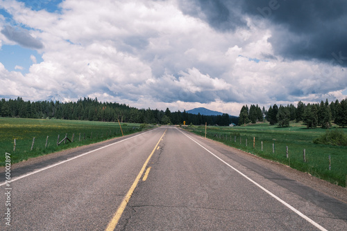 Dead indian memorial road, Klamath County, Oregon, USA