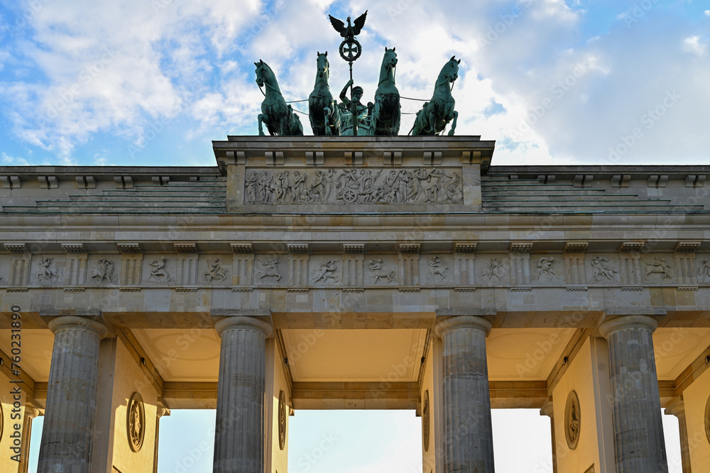 Fototapeta premium Brandenburg Gate - Berlin, Germany