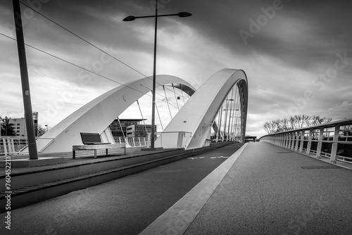 most tramwajowy Lyon Confluence Rhone © rpetryk