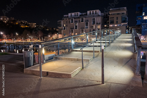 noc mostek Lyon Confluence kanał © rpetryk