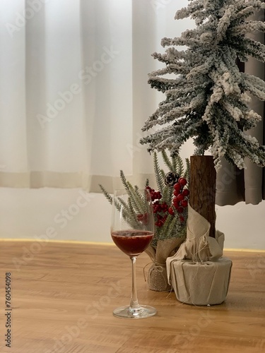 christmas tree with red wine