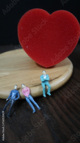 Bilde på lerret people with red heat and strawberry design for story and connotation concept