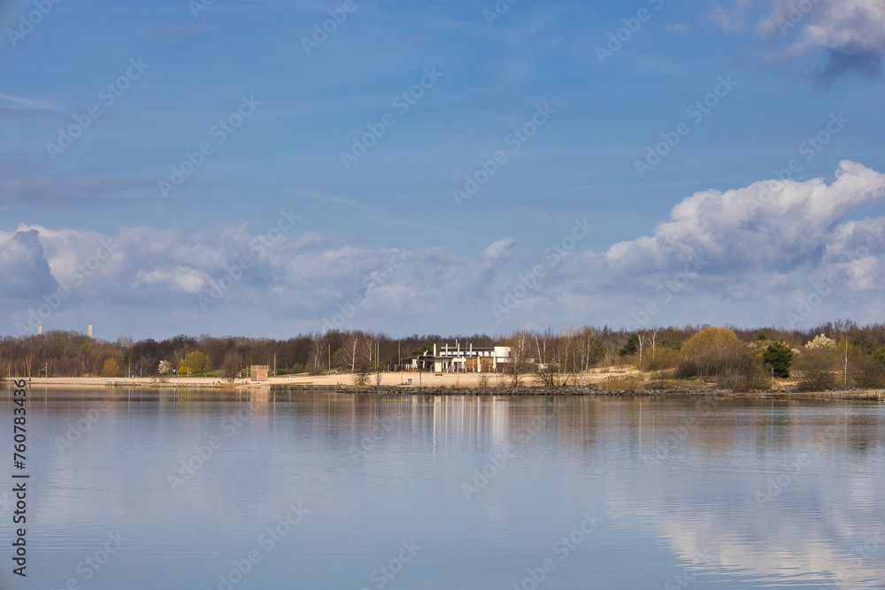 Blick auf den Strand am Cossi, Cospudener See, Leipzig, Sachsen, Deutschland