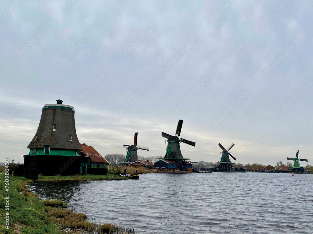 Fototapeta premium Beautiful windmills in Zaanse Schans in the Netherlands