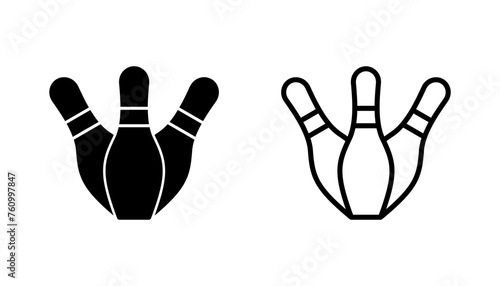 Bowling icon set. bowling ball and pin icon. bowling pins