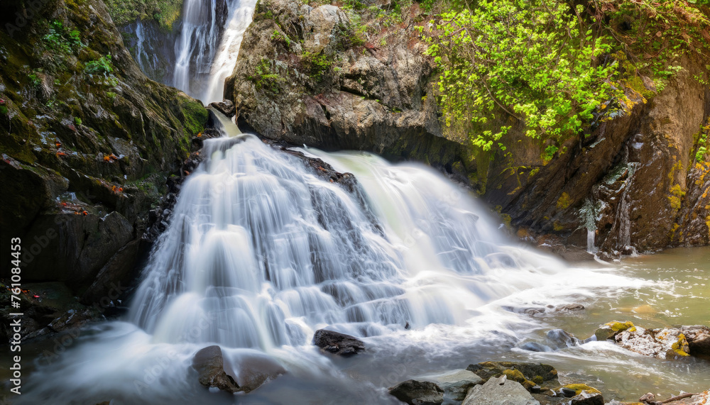 Cascade waterfalls at Cataract Falls