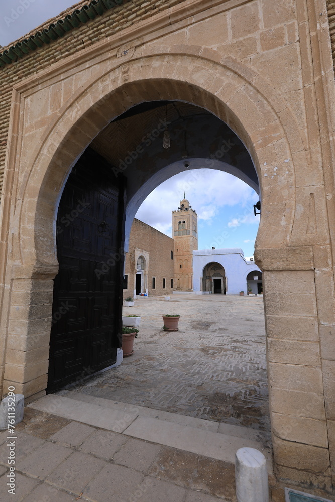 Naklejka premium qayeawan, tunisia