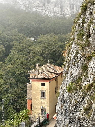 Madonna della Corona