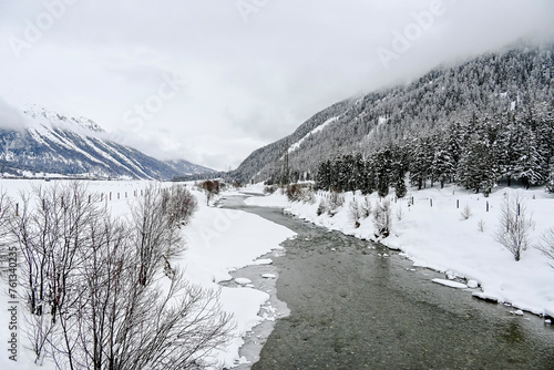 Samedan, Wanderweg, Winterlandschaft, Flaz, Fluss, Oberengadin, Langlauf, Langlaufloipe, Inn, Inntal, Bever, Alpen, Graubünden, Winter, Schweiz photo