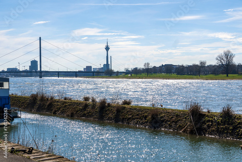 Rheinuferpromenade in Düsseldorf
