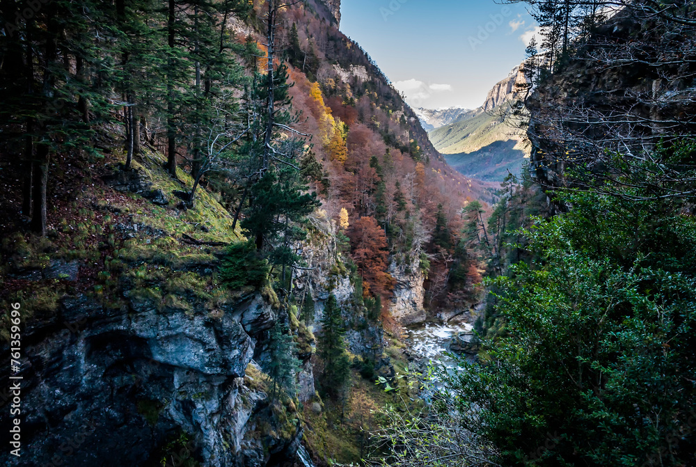 Rio Arazas Rio Arazas