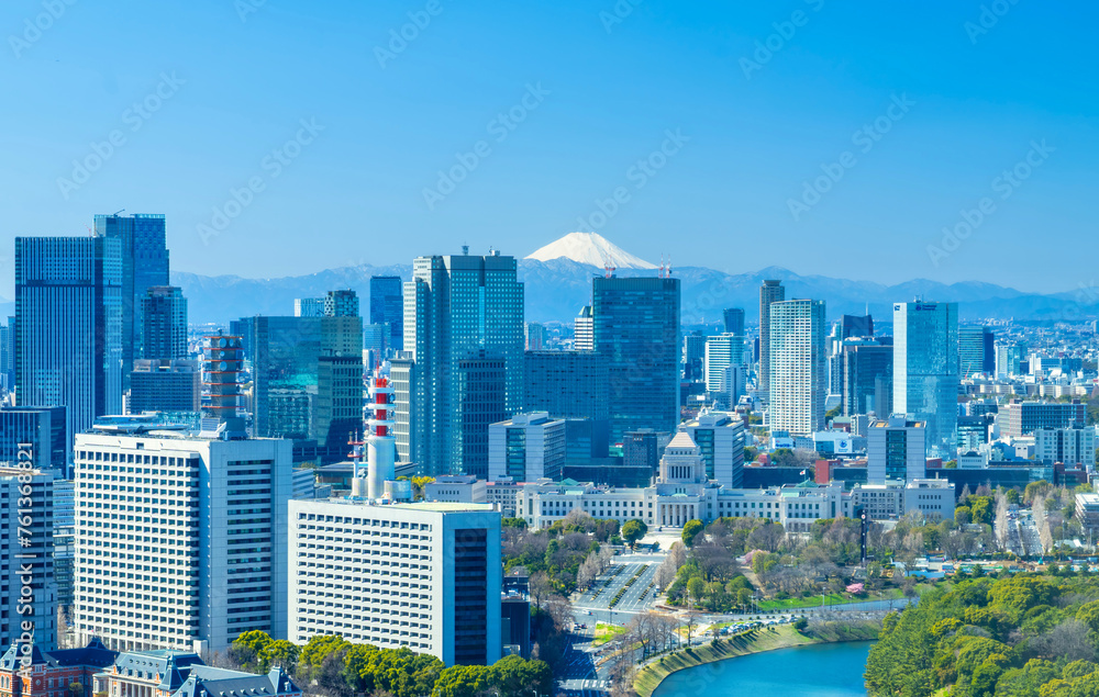 Naklejka premium 富士山と東京