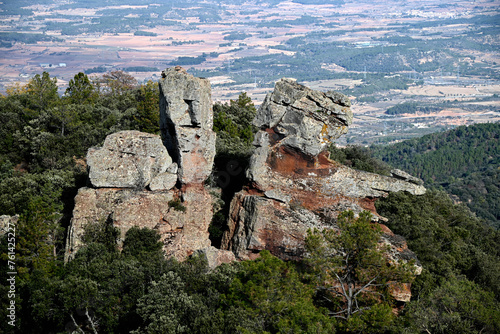Paisaje de grandes rocas en els Frailes Encantados photo