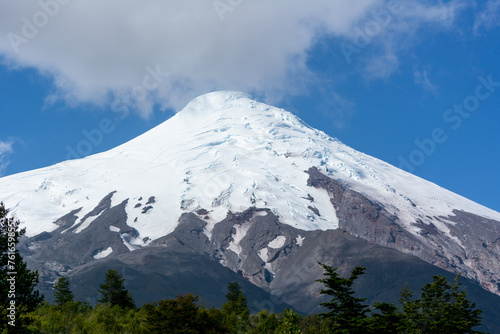 Volcán Osorno, Chile © Antichristh