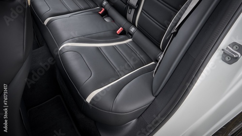 Black leather rear seats © The Image Engine