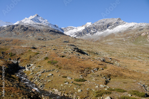 MALERISCHE GEBIRGSLANDSCHAFT BEIM BERNINA HOSPITZ. photo