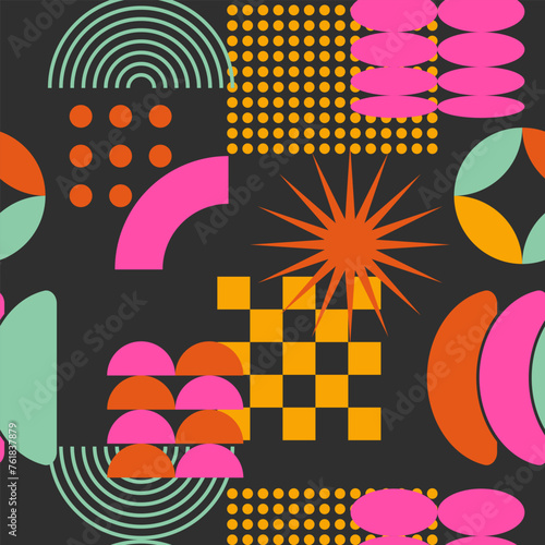Abstract simple geometric seamless pattern with figure, form, shapes, circle and lines in retro style. Vibrant grunge geometry brutalism y2k 2000s print. Modern collage vector illustration