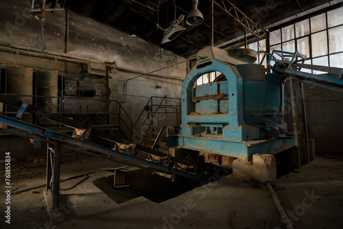 Abandoned ceramic factory with equipment © AlexDej