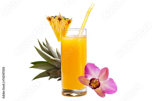 glass of pineapple juice