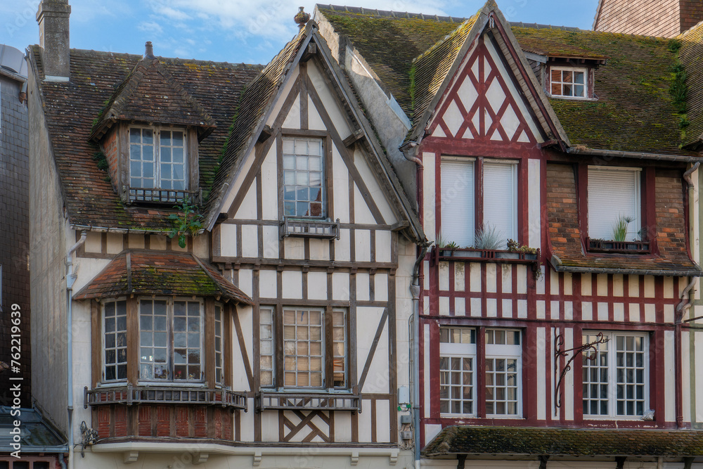 Façade de maisons normandes à Deauville