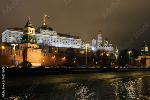 Grand Kremlin Palace, Kremlin walls, towers, Moskva river at night