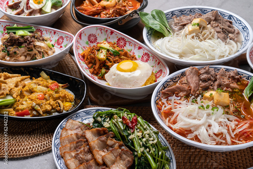 Thai style, fried rice, pad thai, kung, shrimp, tom yum , kram, pork, rice topped with rice, fried eggs, beef, rice noodles, pod see , Udon tani, kuwei, tai fox morning glory, pork belly