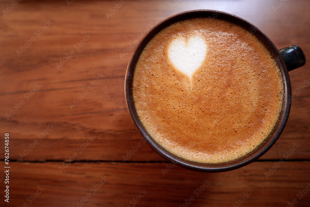 Taza de cafe con corazón Taza de cafe con corazón