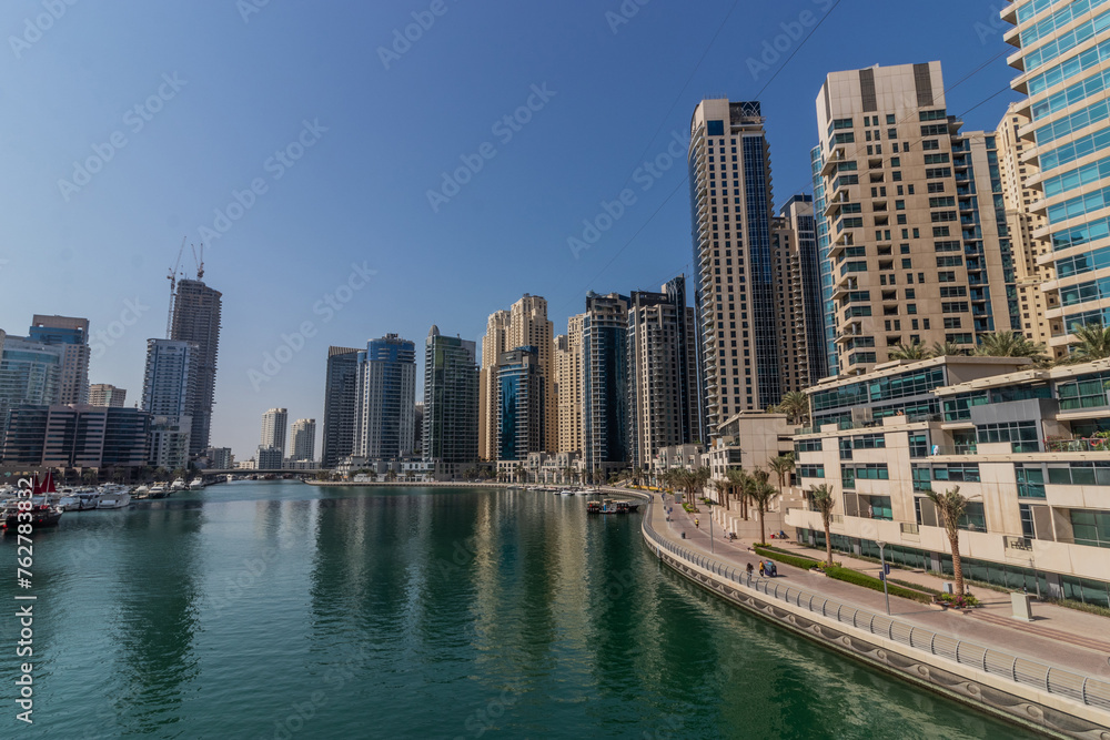 Fototapeta premium View of Dubai Marina, United Arab Emirates.