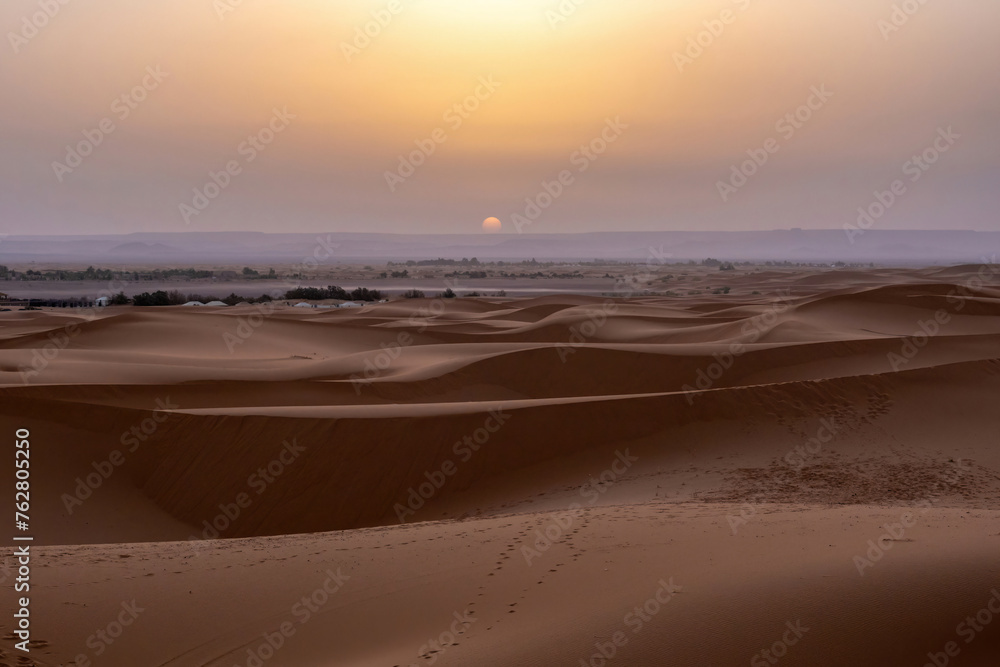 Authentic view at sand dunes of the sahara desert in morocco, africa