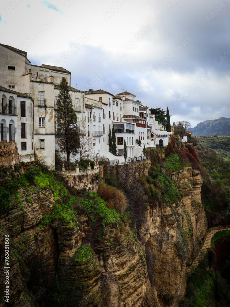 Obraz premium city by the cliff in Ronda Spain