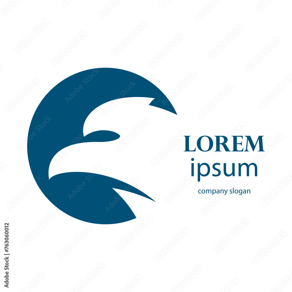 Obraz premium Simple and elegant eagle head logo design