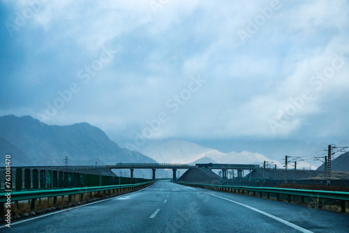 Hainan Mongolian and Tibetan Autonomous Prefecture, Qinghai Province-Western Plateau Highway Scenery