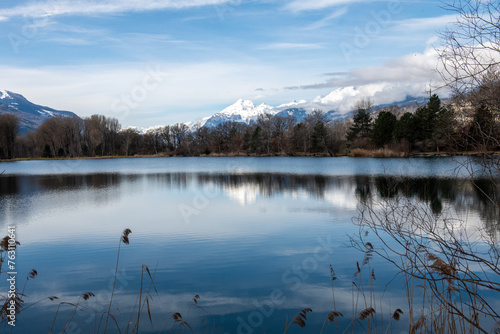 Les lacs de la Corne et de la Brèche