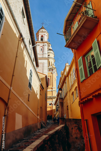 Obraz na płótnie Lovely town center in Menton, south of France w salonie