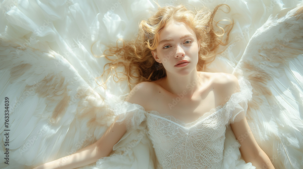女性の天使 女性の天使